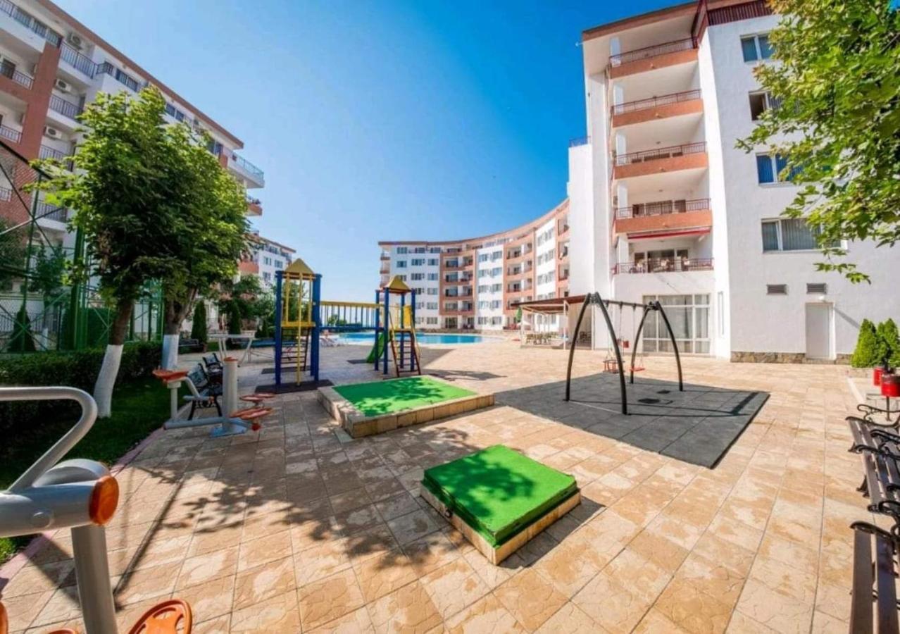 Ravda Sea View Apartment Екстериор снимка